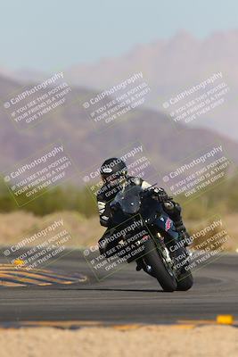 media/Nov-06-2023-Moto Forza (Mon) [[ce023d0744]]/3-Intermediate Group/Session 3 (Turn 5)/